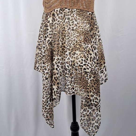 Vintage Y2K KAELYN MAX L Crochet Leopard Print Top Handkerchief Hem Boho - Picture 3 of 6